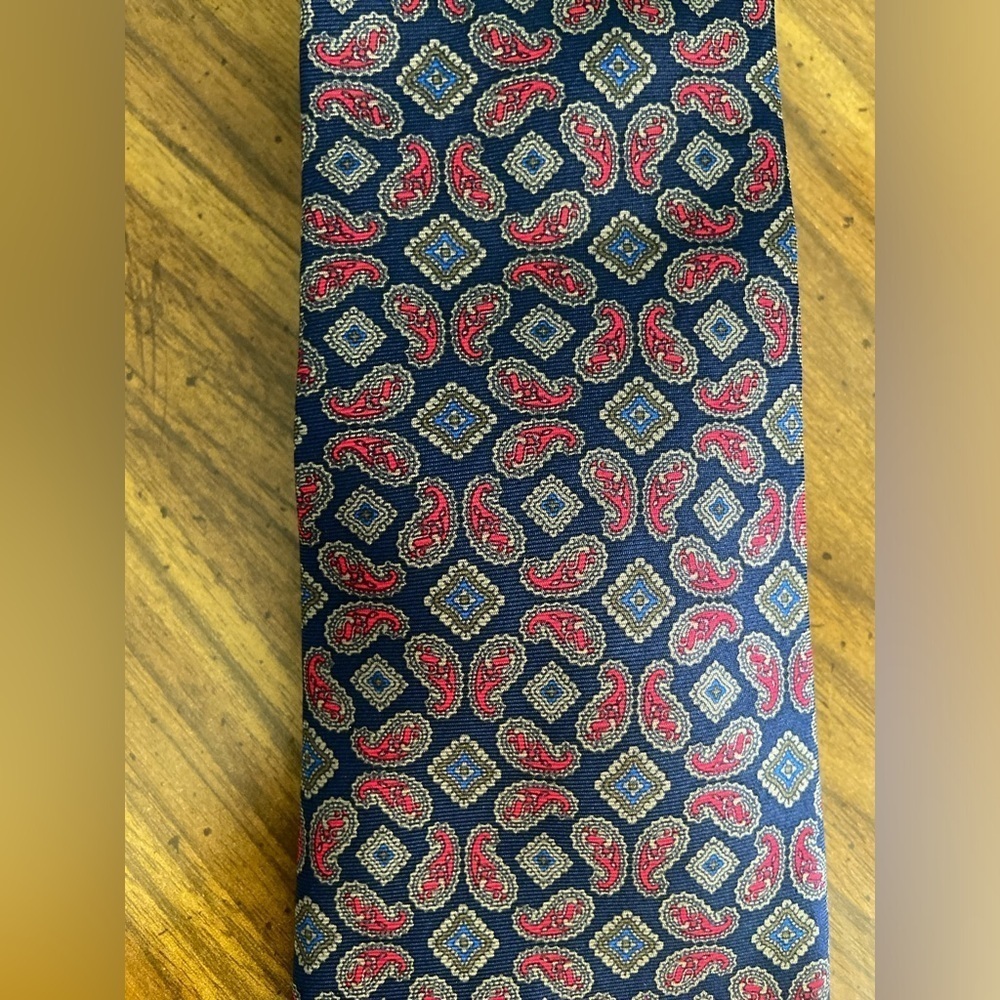 Vintage LIBERTY of LONDON Mens Tie USA Silk Tie Paisley - Picture 2 of 4